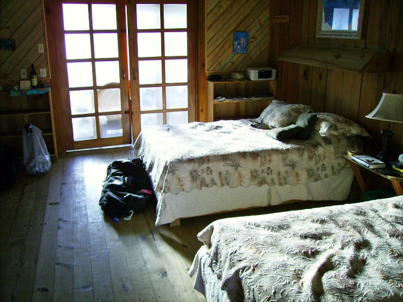 ../Images/lodgeroom.jpg