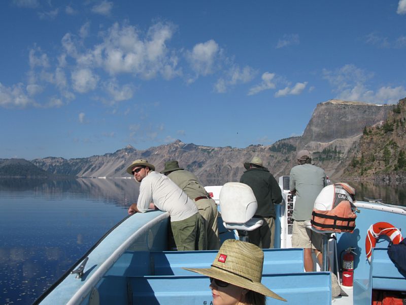 Scuba_CraterLake_CleetwoodTrail_Hike_Boat