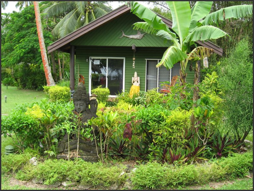 2306_Resort_Store